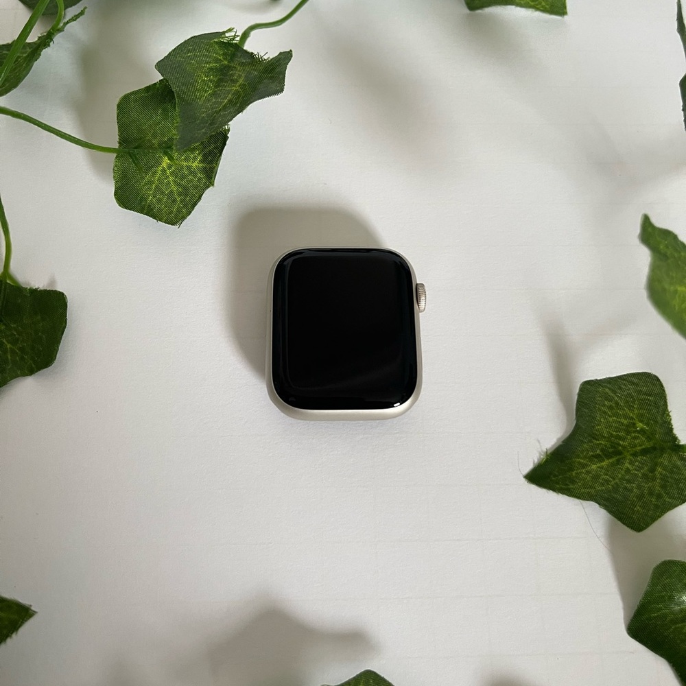 Apple Watch Nike Series 7 GPS, 45mm Starlight Aluminum Case